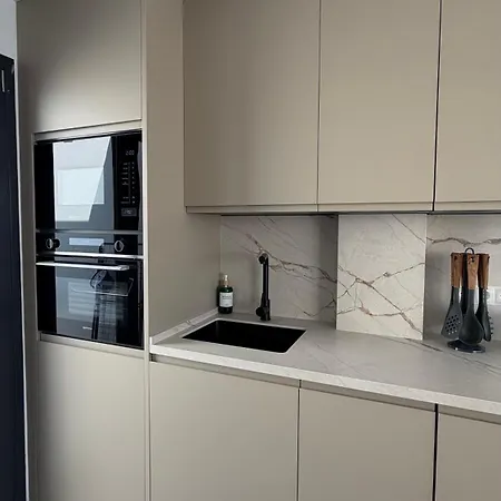Avanel Private Pool Penthouse Apartamento *